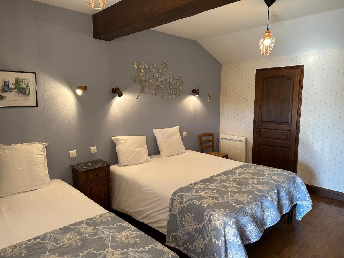 Chambres D'Hotes Du Puy D'Anche Sauze-Vaussais Екстер'єр фото