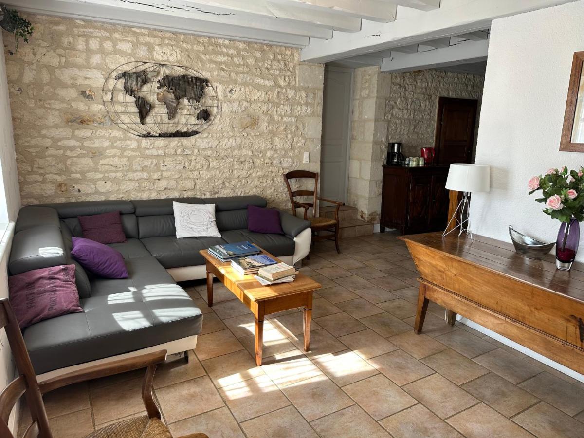 Chambres D'Hotes Du Puy D'Anche Sauze-Vaussais Екстер'єр фото