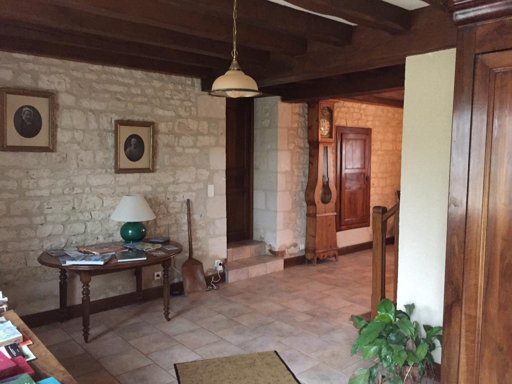 Chambres D'Hotes Du Puy D'Anche Sauze-Vaussais Екстер'єр фото